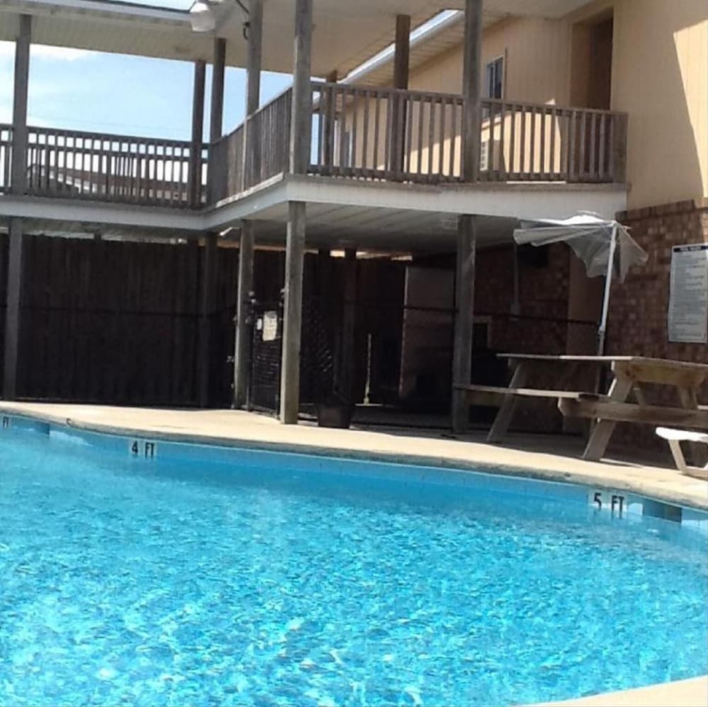 sandpiper motel