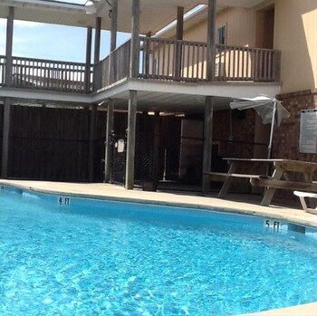 sandpiper motel