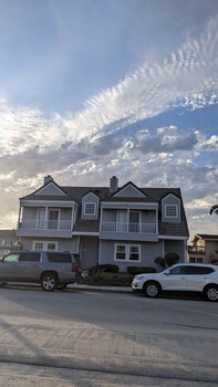 mandalay shores resort