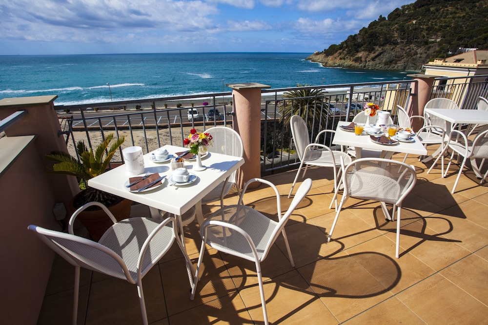 hotel delle rose