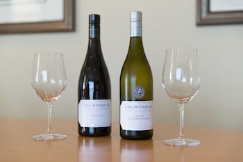 peppers seaport launceston