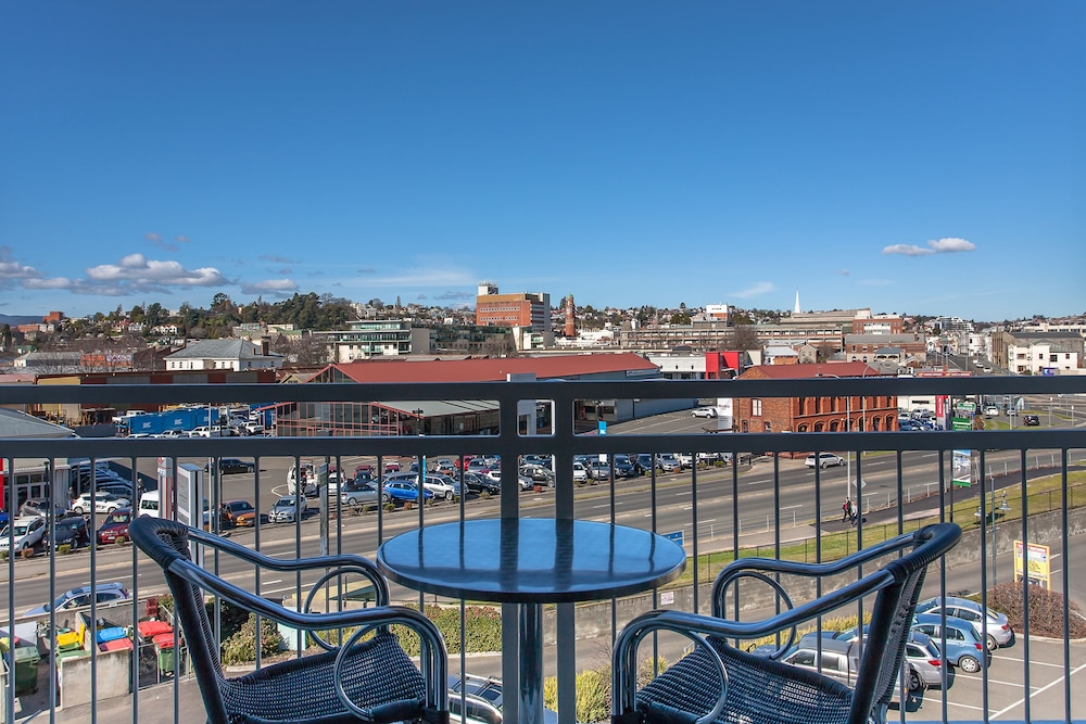peppers seaport launceston