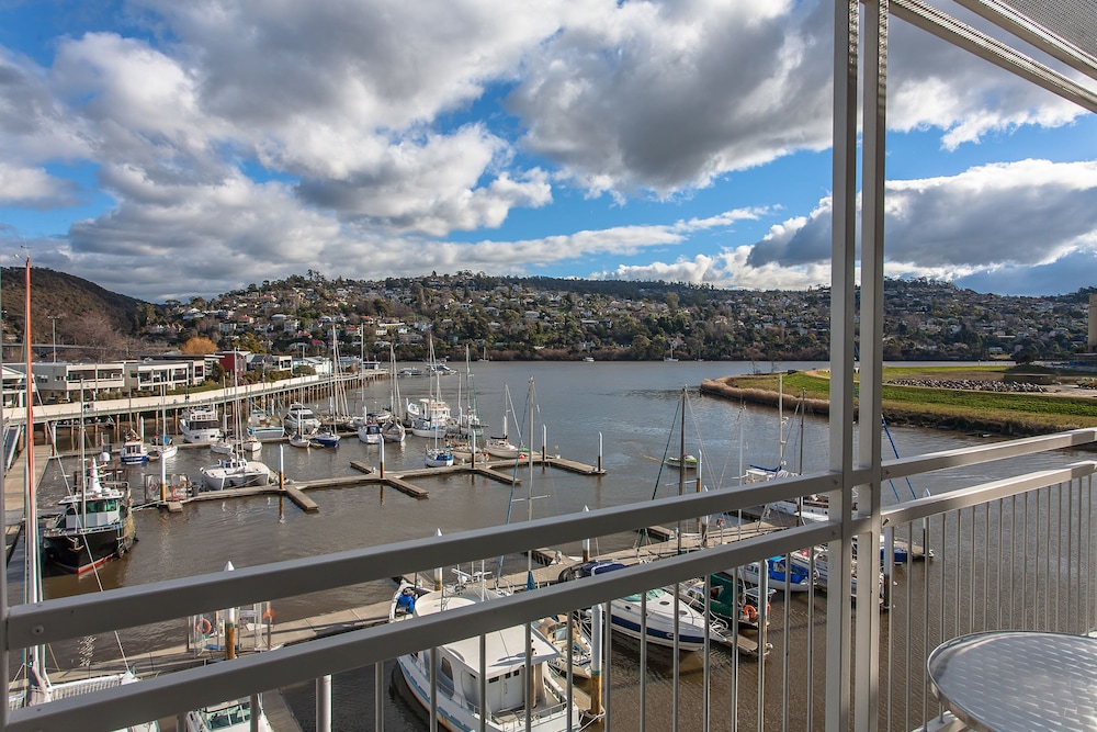 peppers seaport launceston