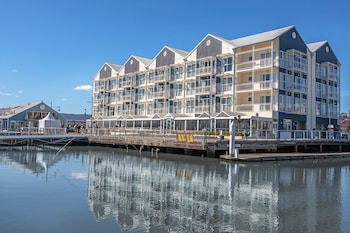 peppers seaport launceston