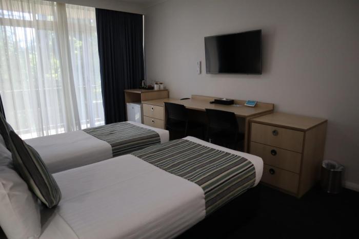 leura gardens resort