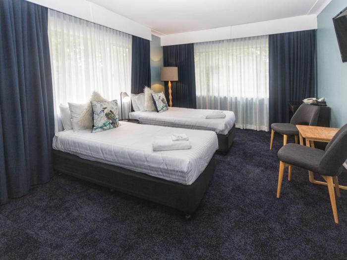 leura gardens resort