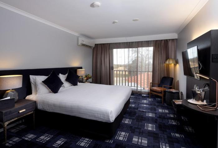 leura gardens resort