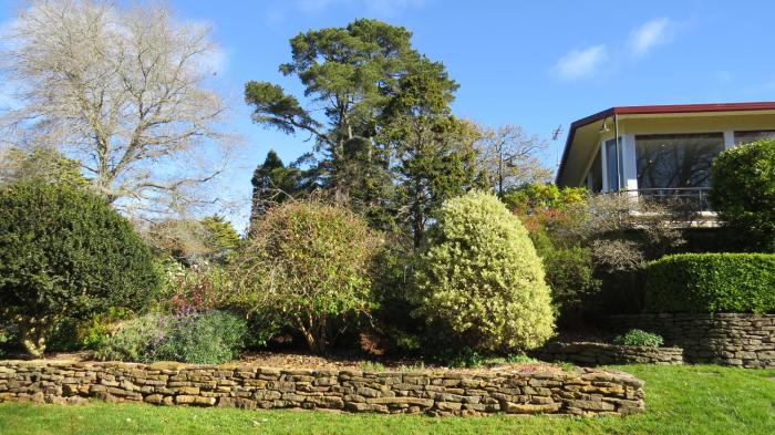 leura gardens resort