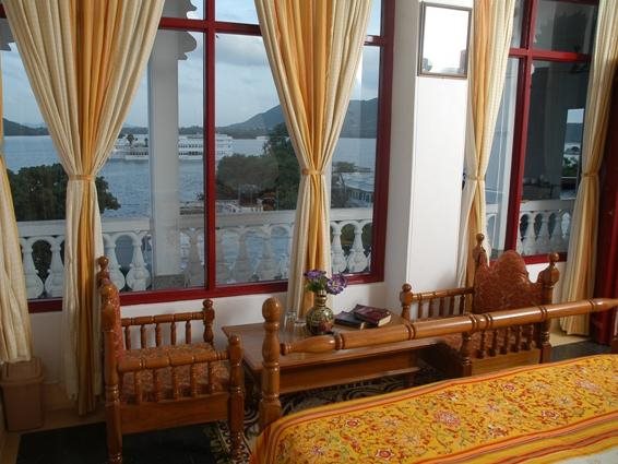 Hotel Wonder View Palace,Chandpole,3 star