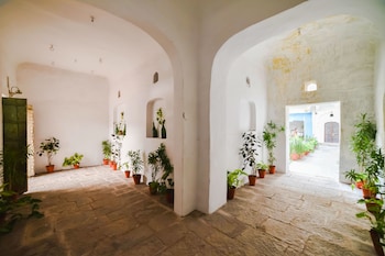hotel saba haveli