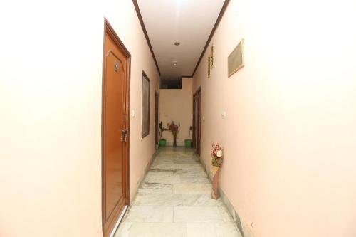 oyo 18641 hotel rashmi