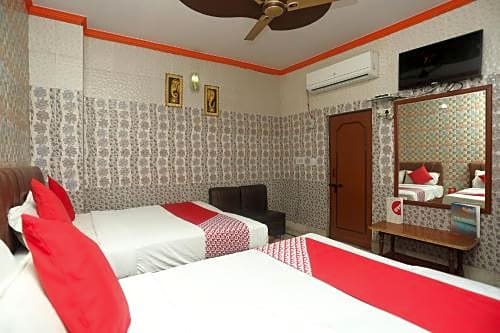 oyo 18641 hotel rashmi