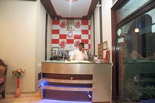 oyo 18641 hotel rashmi
