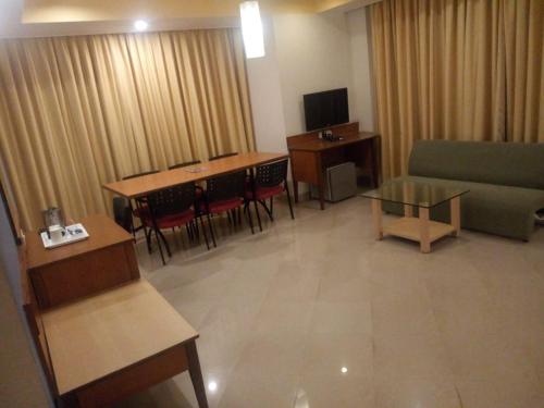 goa woodlands hotel