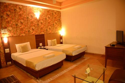 goa woodlands hotel