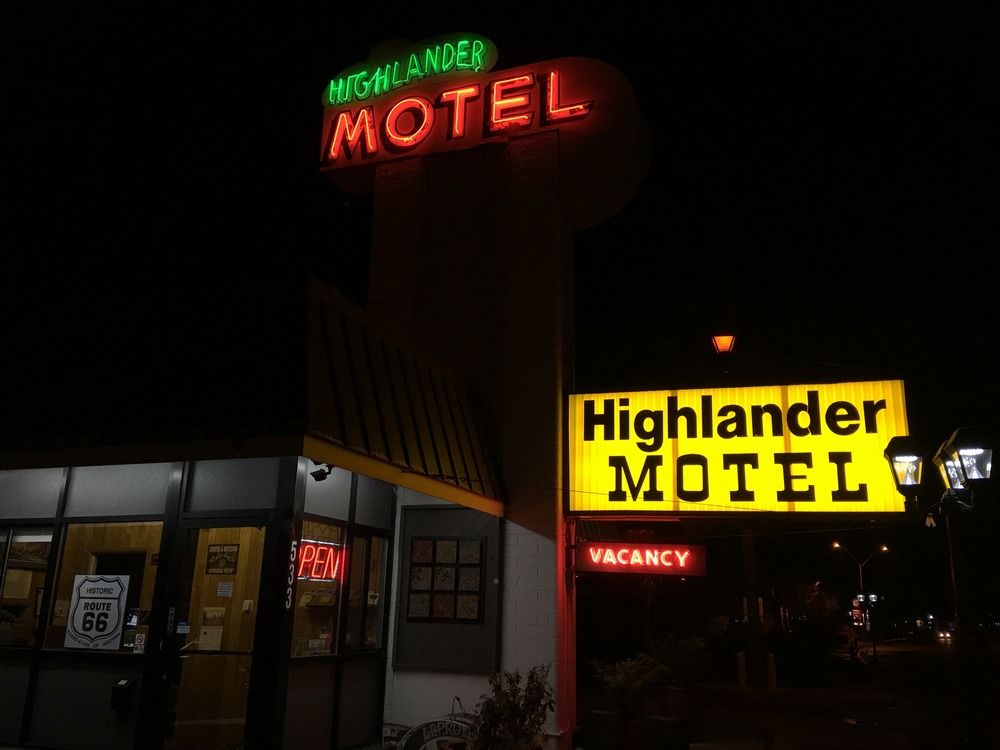 highlander motel