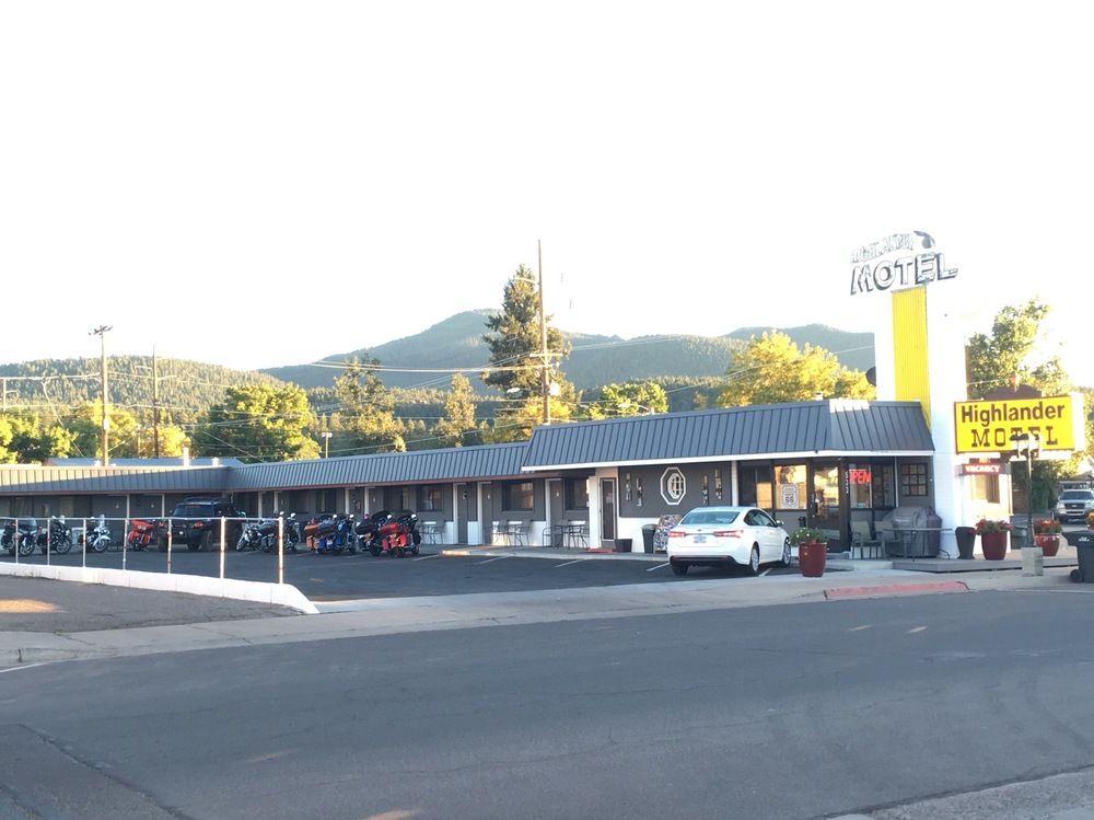 highlander motel