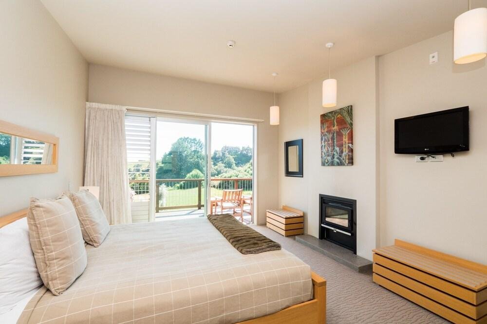 One Burgess Hill,New Plymouth>>Burgess Park,4.5 star