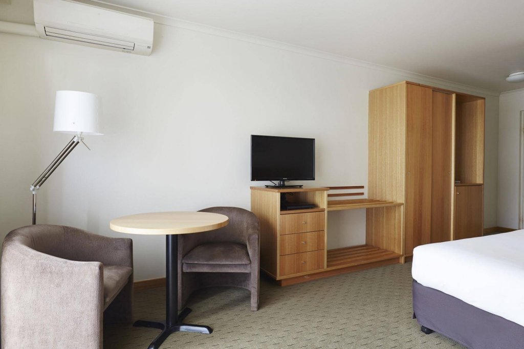 bay beach motel