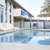 bay beach motel