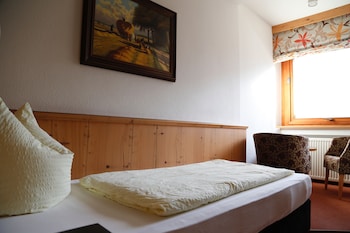 hotel and suites gluck auf