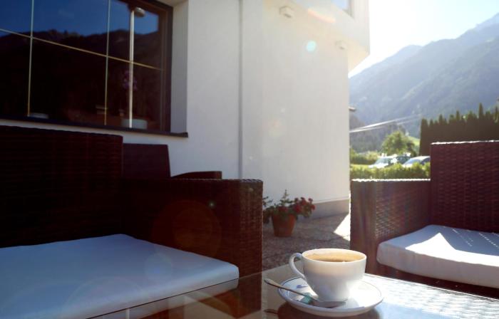 hotel and suites gluck auf