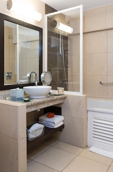 amsterdam manor beach resort