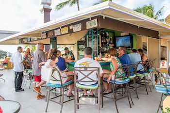 amsterdam manor beach resort