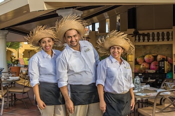 amsterdam manor beach resort