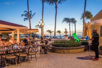 amsterdam manor beach resort