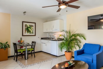 amsterdam manor beach resort