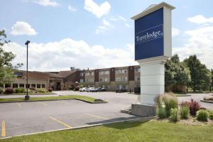 Travelodge By Wyndham Ottawa East,Ontario>>Ottawa,2 star