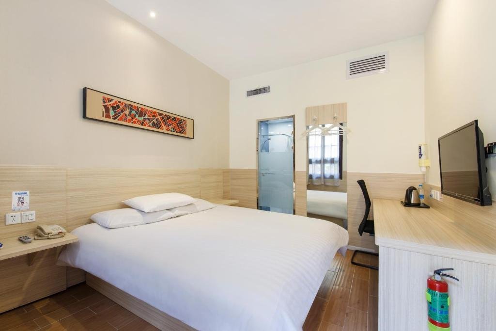 hanting hotel hangzhou west lake renhe road