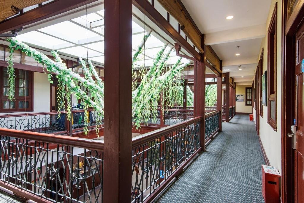 hanting hotel hangzhou west lake renhe road