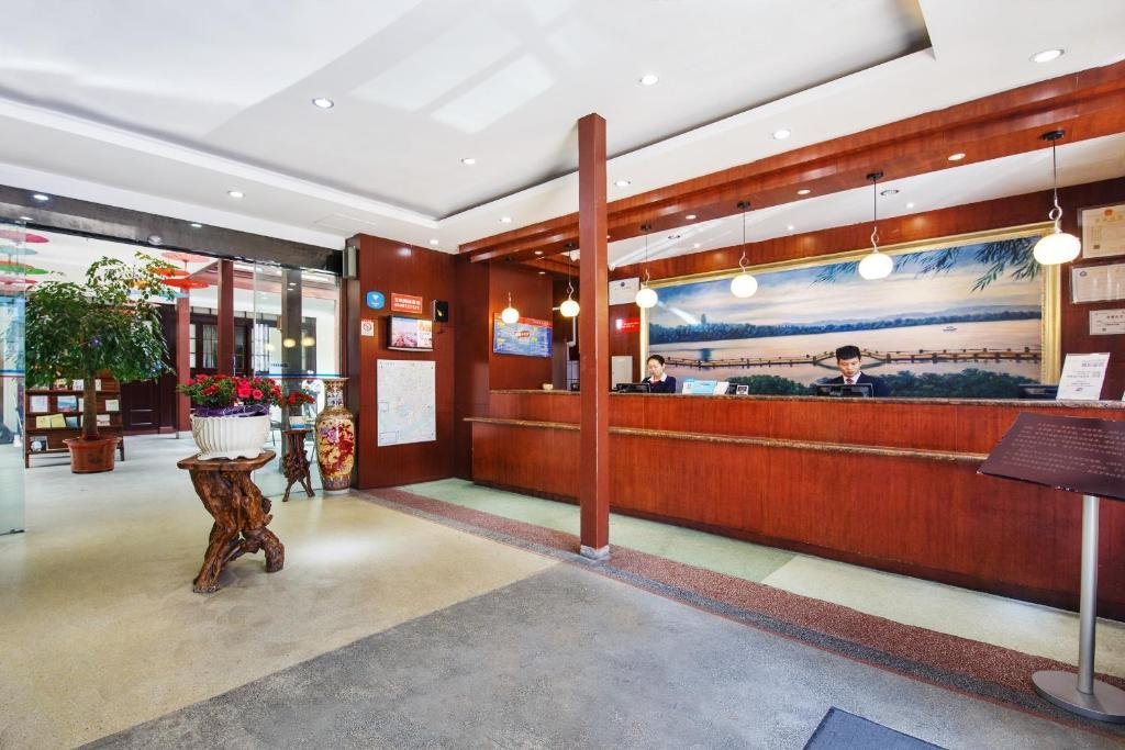 hanting hotel hangzhou west lake renhe road