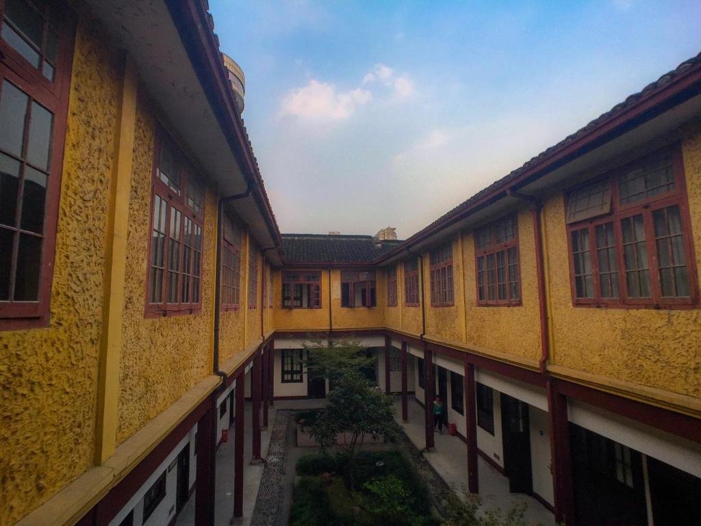 hanting hotel hangzhou west lake renhe road