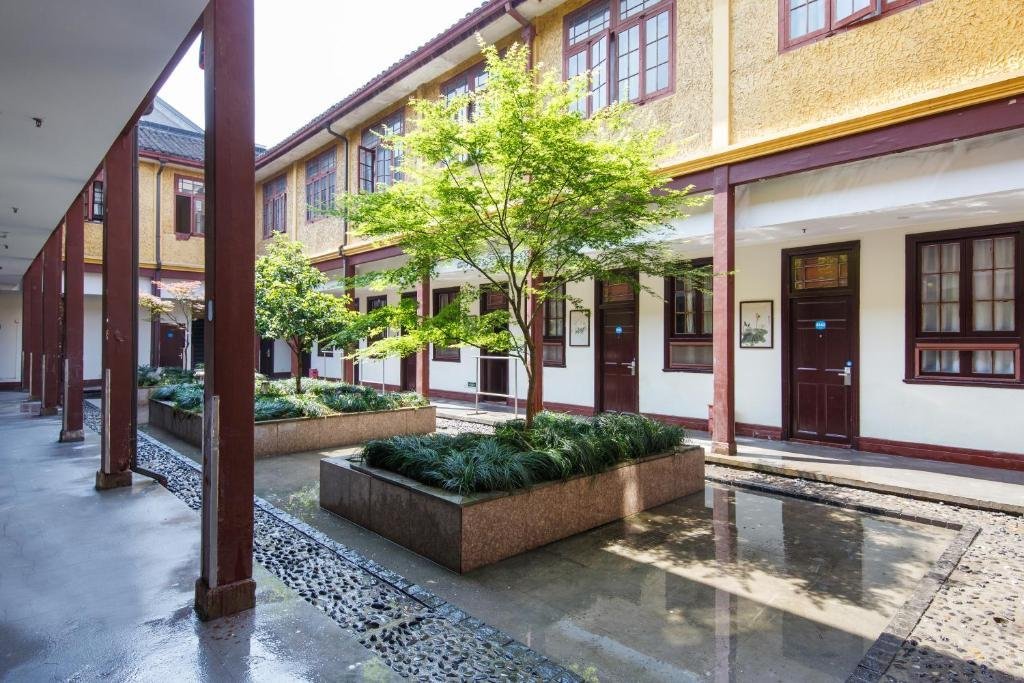 Hanting Hotel Hangzhou West Lake Renhe Road,Downtown Hangzhou>>Hangzhou,2 star