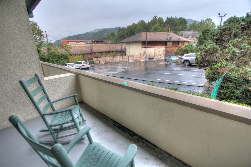 the historic gatlinburg inn