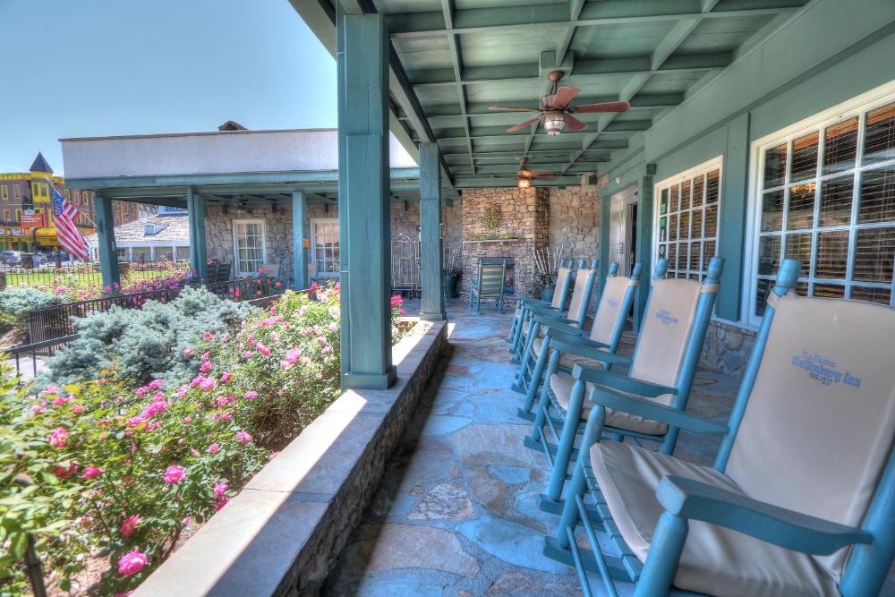 the historic gatlinburg inn