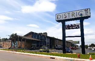 district hotel oklahoma city i 44 by oyo