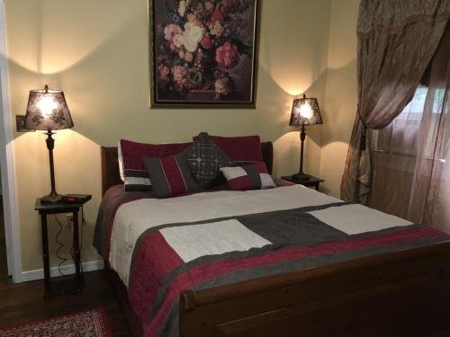 colonial charm inn bed and breakfast