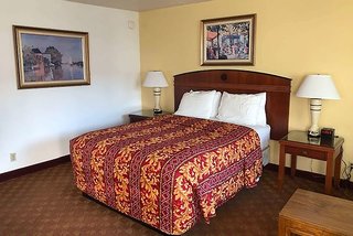 Travelodge By Wyndham Florence,Gardiner>>Florence,3 star
