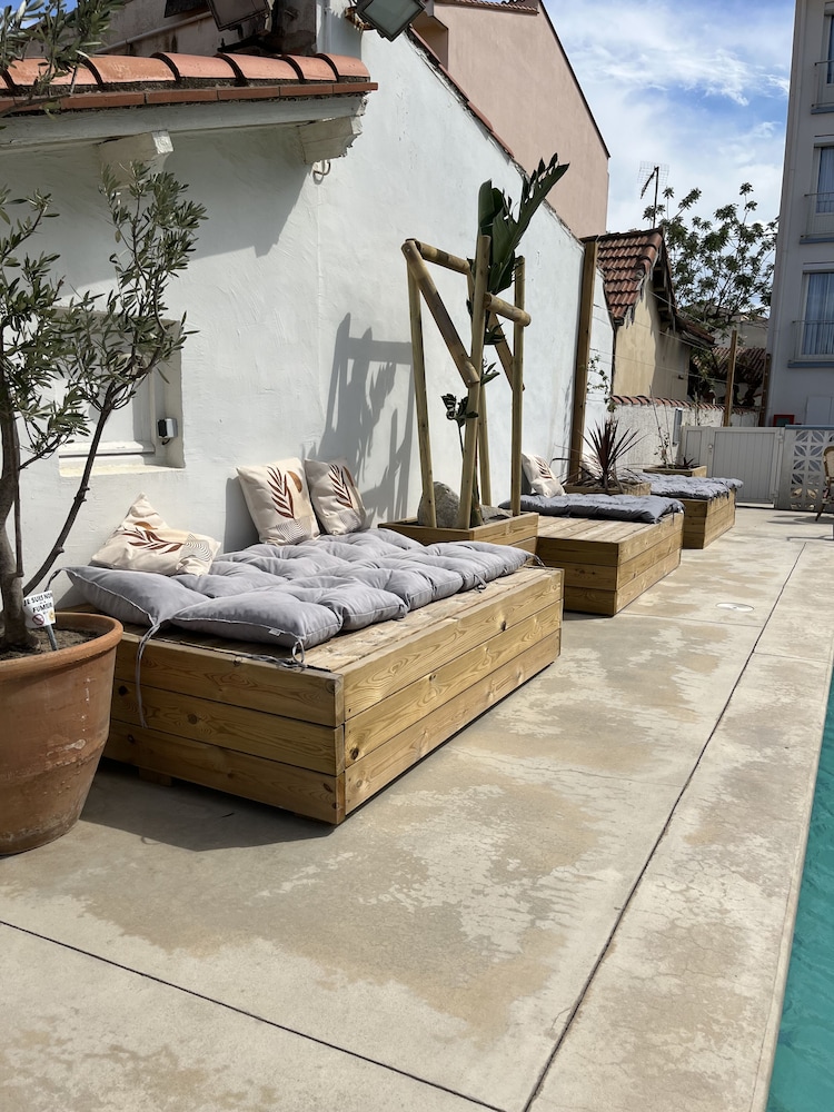 hotel les sables urban style by logis hotels