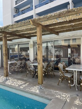 hotel les sables urban style by logis hotels