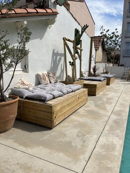 hotel les sables urban style by logis hotels