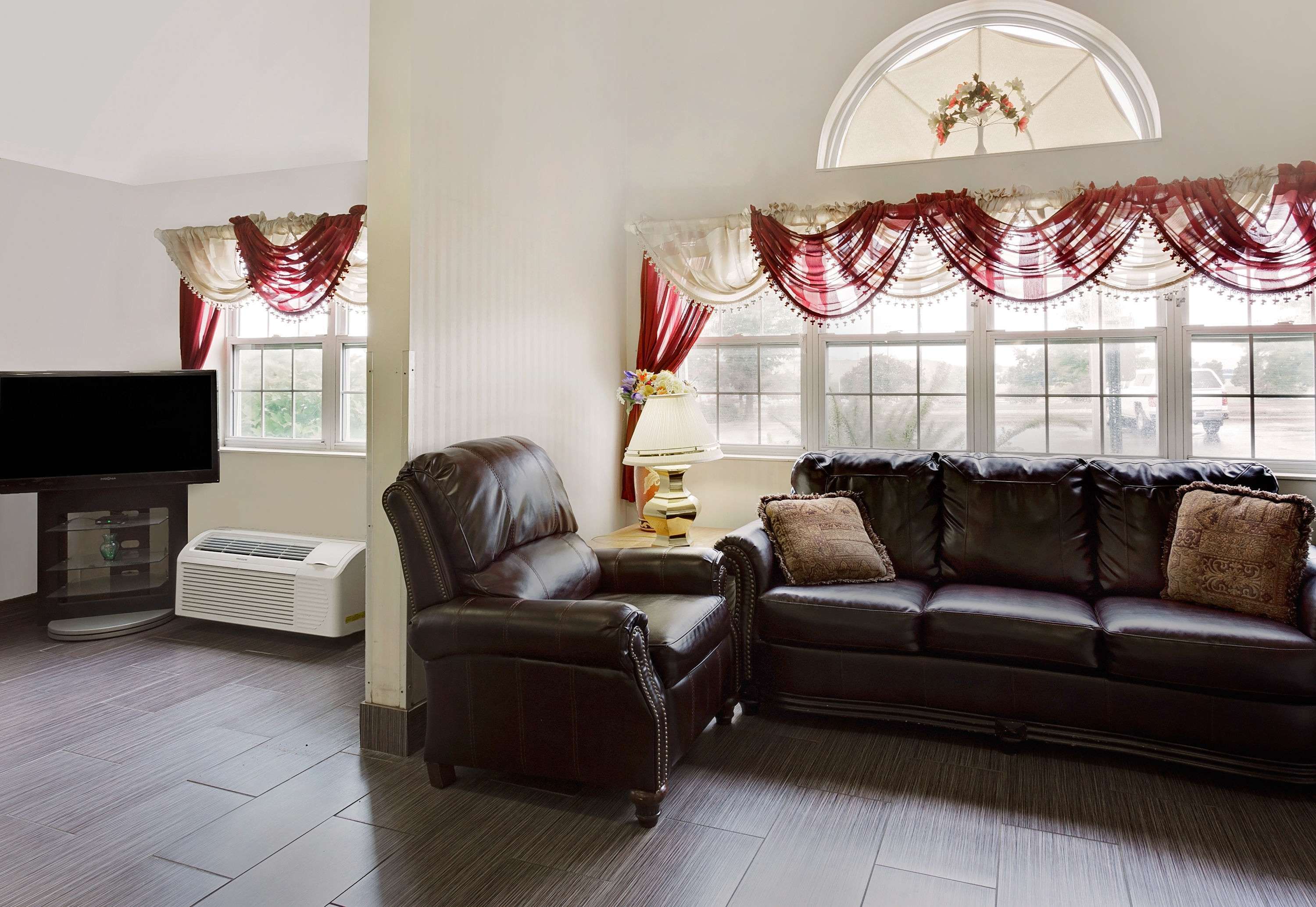 microtel inn and suites by wyndham madison east