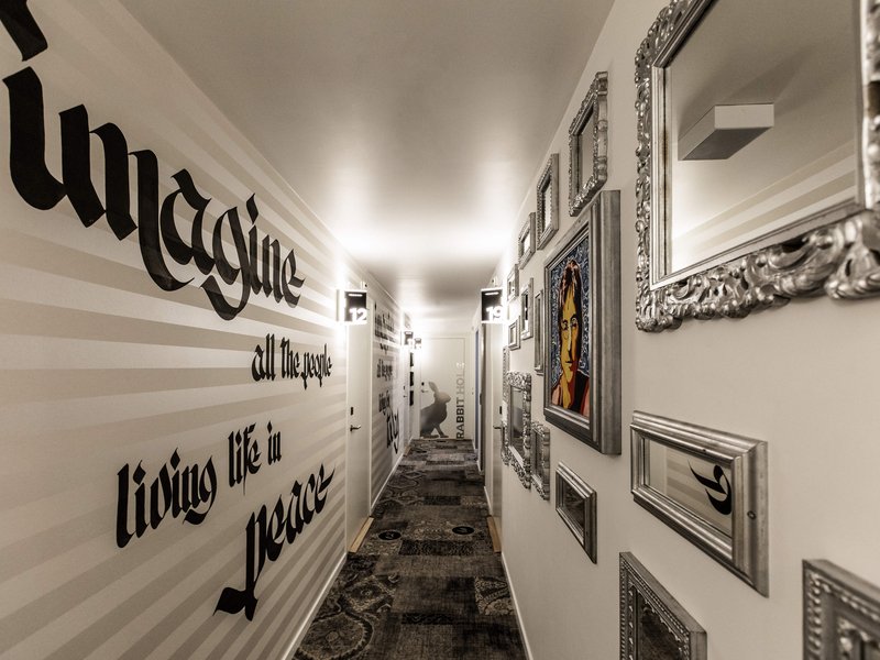 ibis styles lausanne center mad house