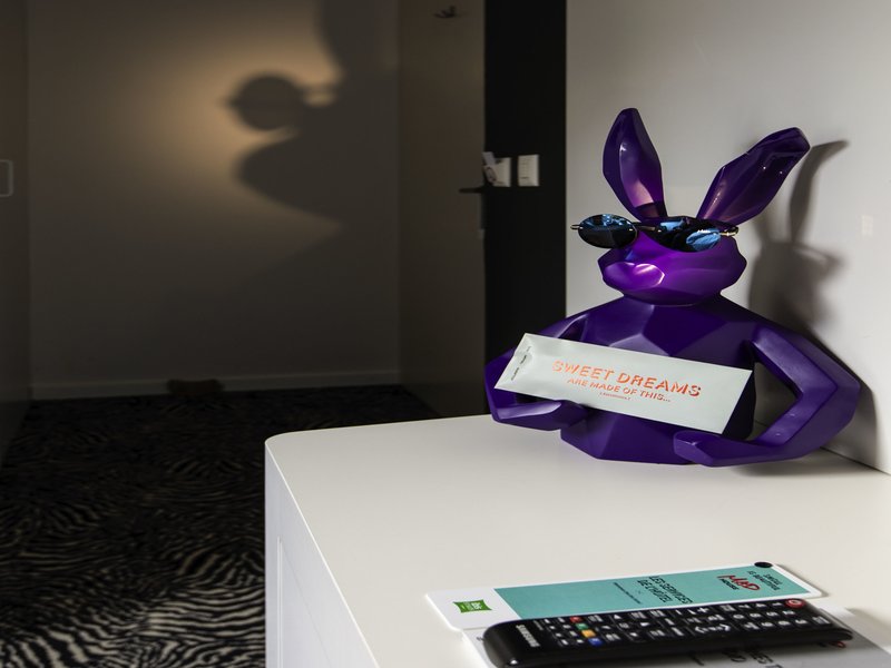 ibis styles lausanne center mad house