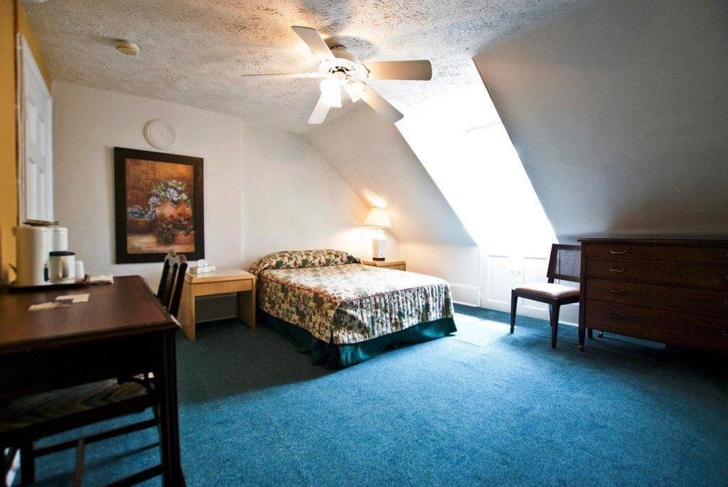 hotel le cavalier m11