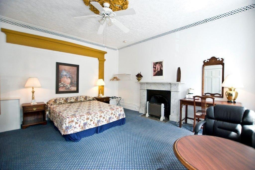 hotel le cavalier m11